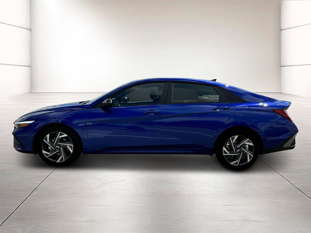 New 2025 Hyundai Elantra SEL Sport Sedan