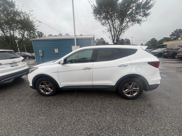 2017 Hyundai Santa Fe Sport photo 2