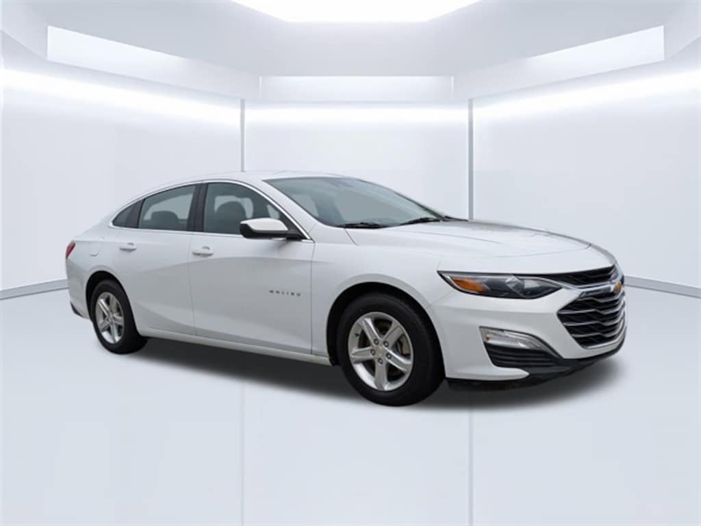 Used 2023 Chevrolet Malibu LS w/1FL Sedan