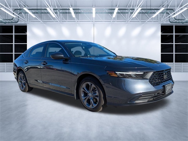 2024 Honda Accord EX's photo