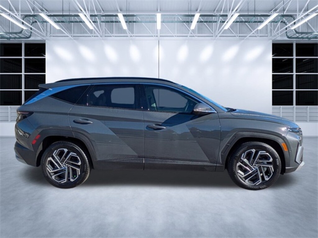 Used 2025 Hyundai Tucson Limited SUV
