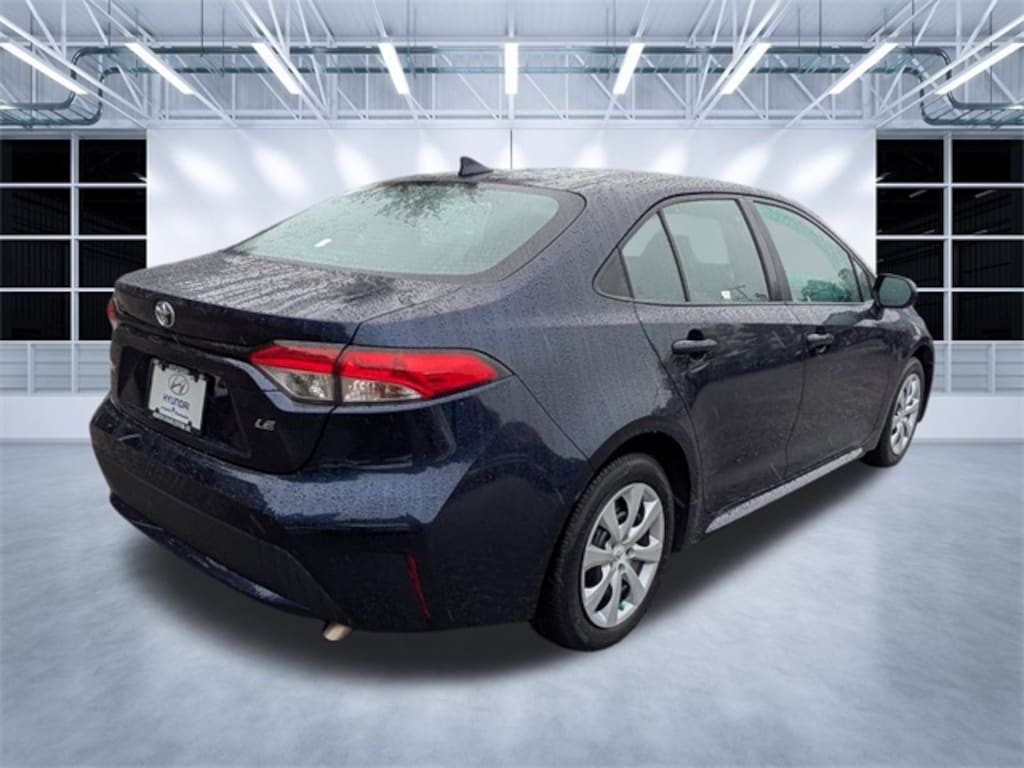 Used 2022 Toyota Corolla LE Sedan