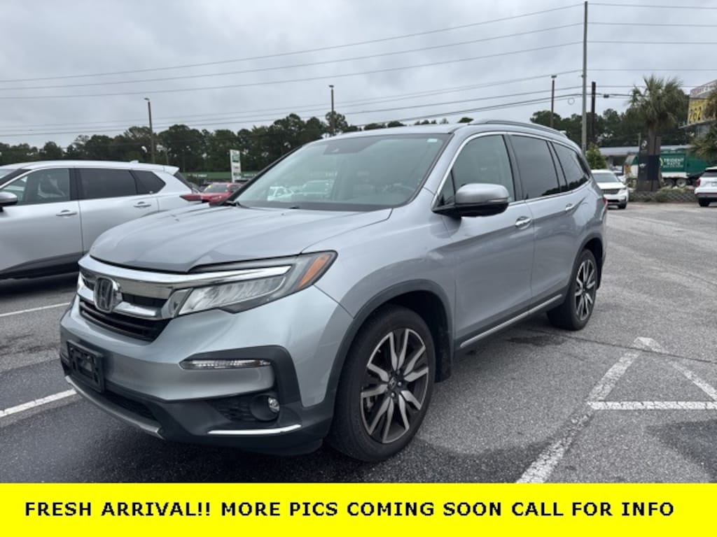 Used 2022 Honda Pilot Touring 8 Passenger SUV