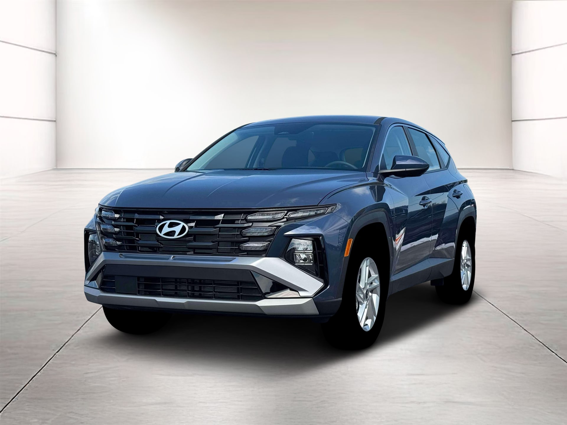 2026 Hyundai Tucson SE's photo