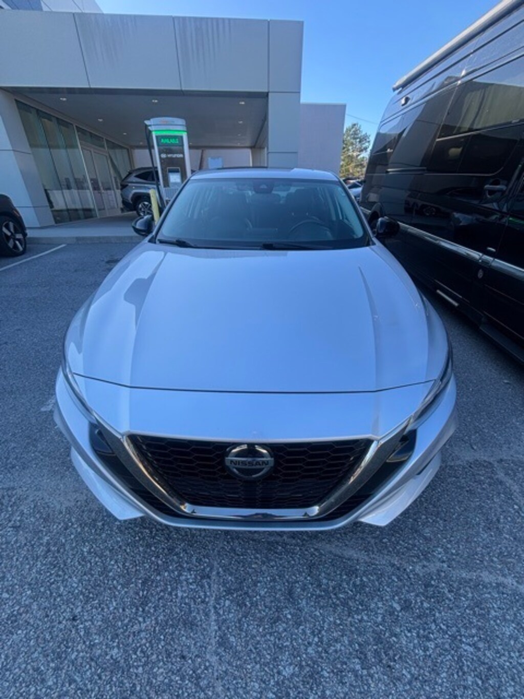 Used 2021 Nissan Altima 2.5 SR Sedan