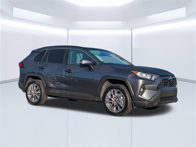 2021 Toyota RAV4 XLE Premium's photo