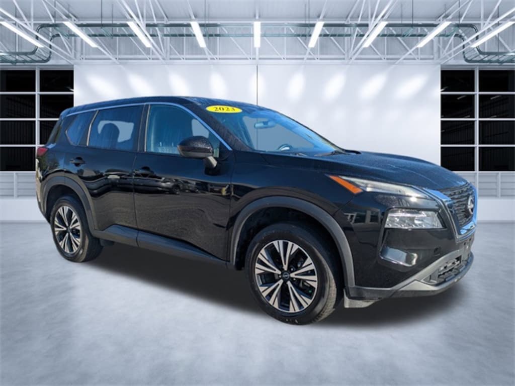 Used 2023 Nissan Rogue SV SUV