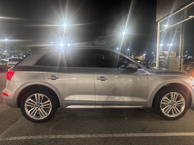 2018 Audi Q5 S Line Premium Plus's photo