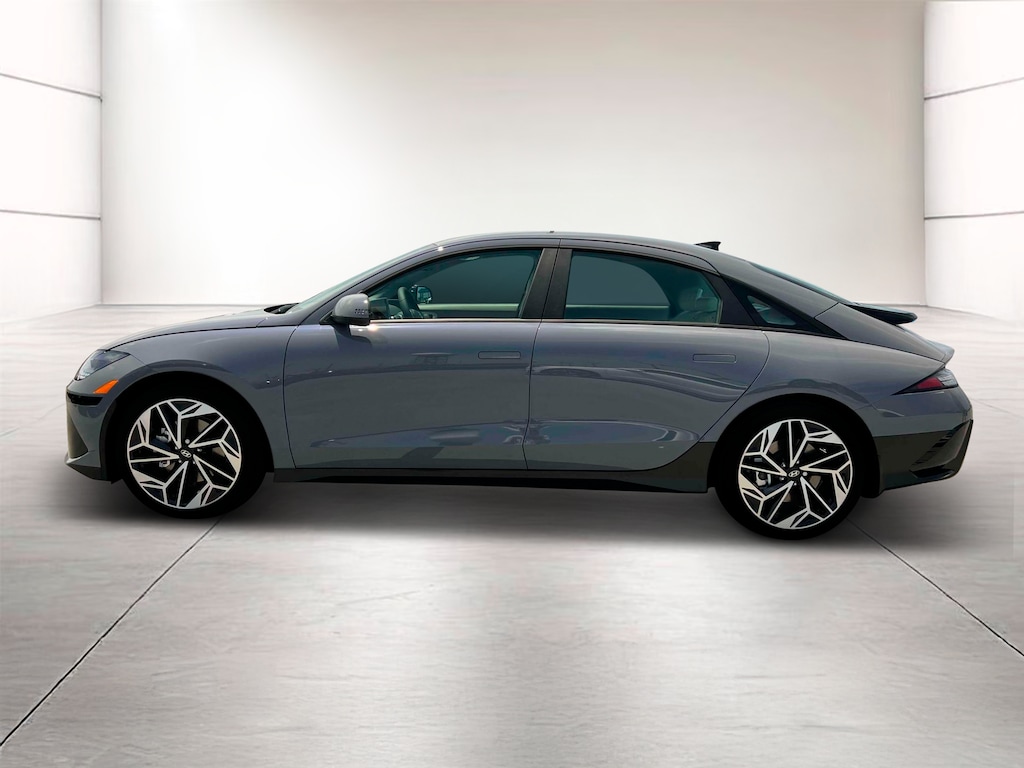 New 2025 Hyundai IONIQ 6 SEL Sedan