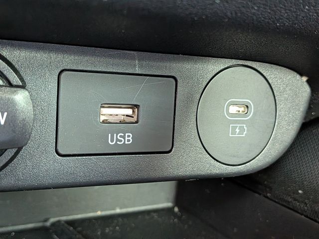 2025 Hyundai Elantra SEL - Photo 22