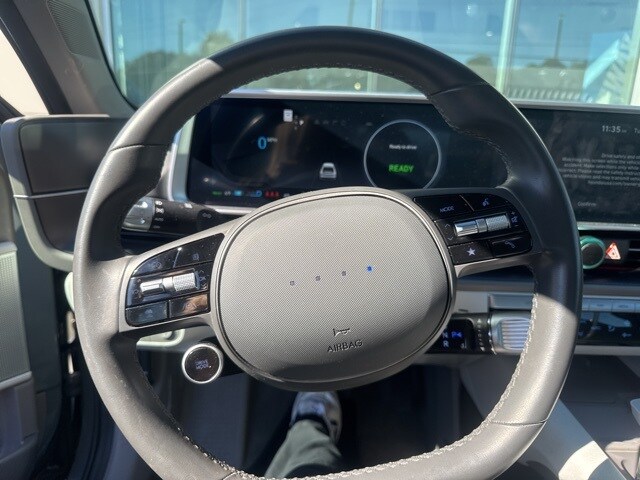 2023 Hyundai Ioniq 6 SEL photo 4