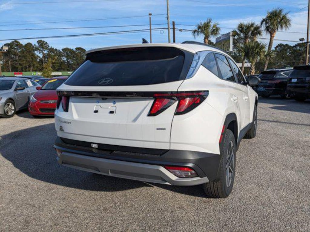 New 2025 Hyundai Tucson SEL AWD SUV