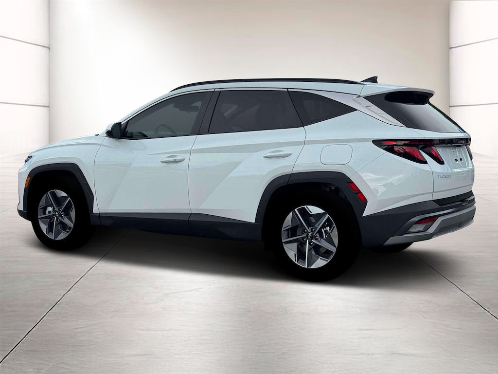 New 2026 Hyundai Tucson SEL FWD SUV