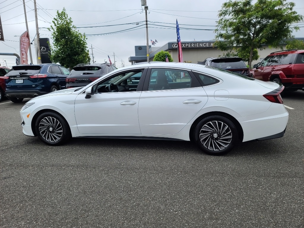 Certified 2023 Hyundai Sonata Hybrid SEL with VIN KMHL34JJ8PA068811 for sale in Farmingdale, NY