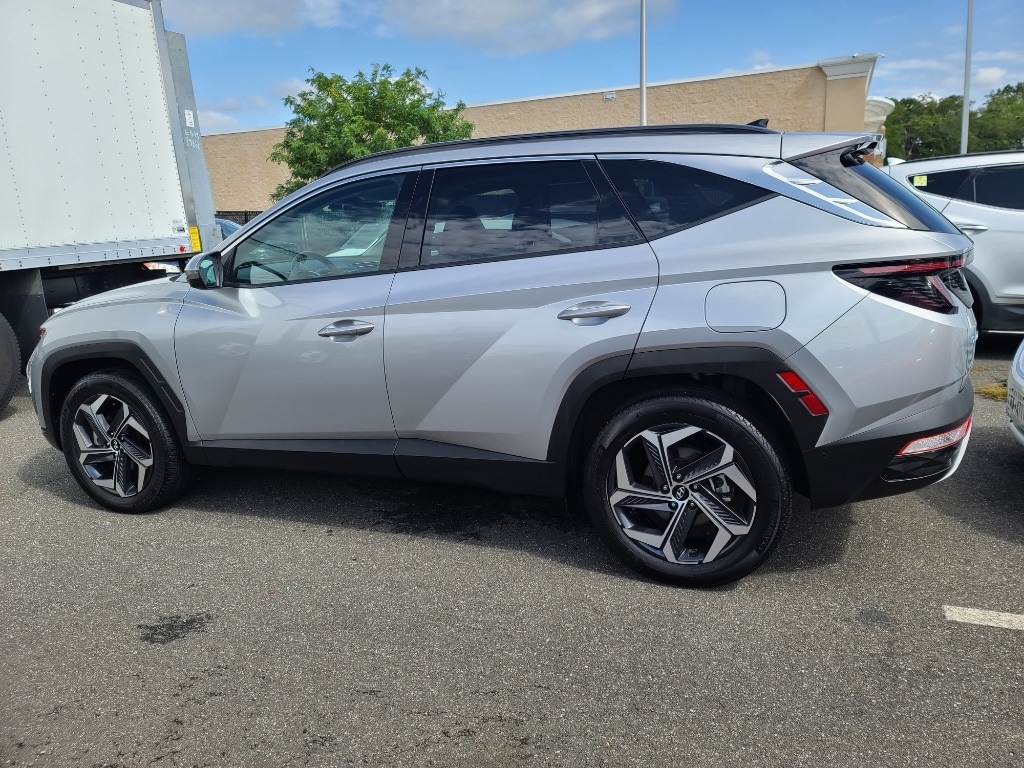 Certified 2024 Hyundai Tucson Limited with VIN KM8JFDD21RU148004 for sale in Farmingdale, NY