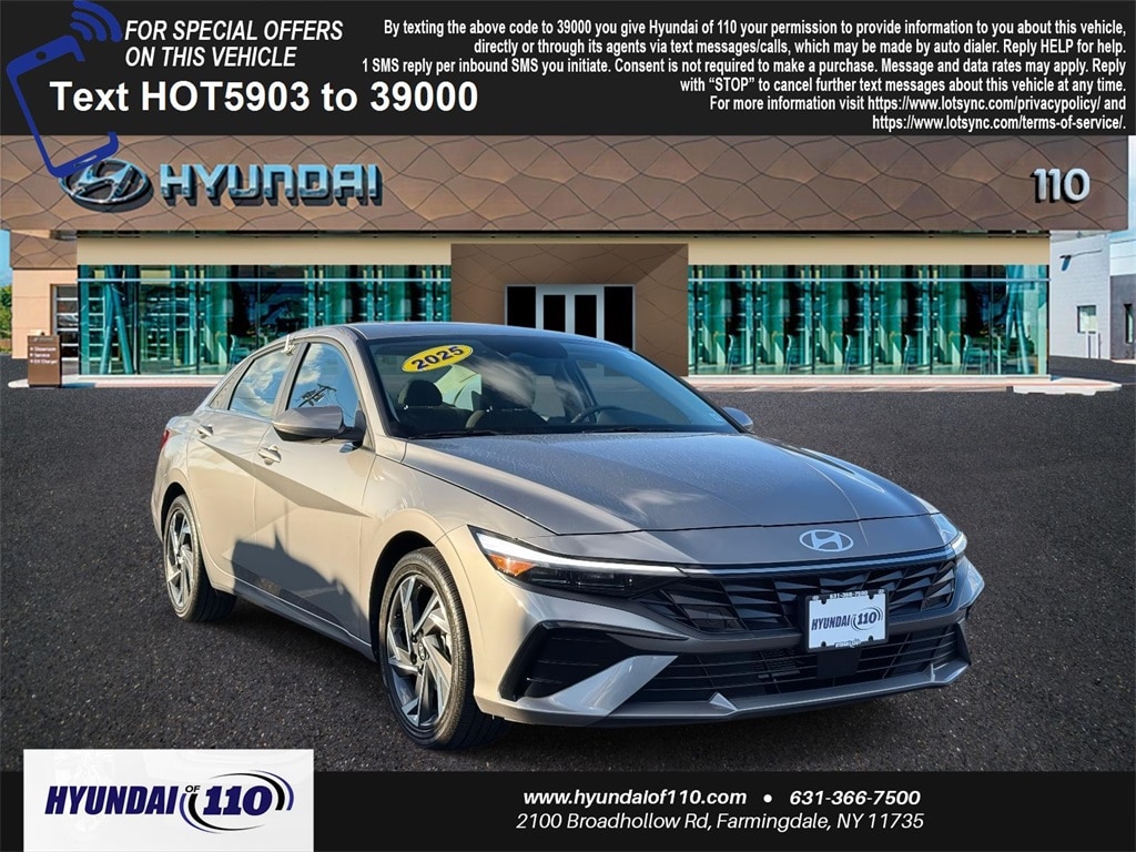 2025 Hyundai Elantra SEL's photo