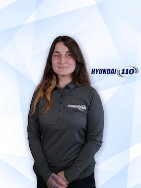 Staff member Stephanie  from ID_7de28e