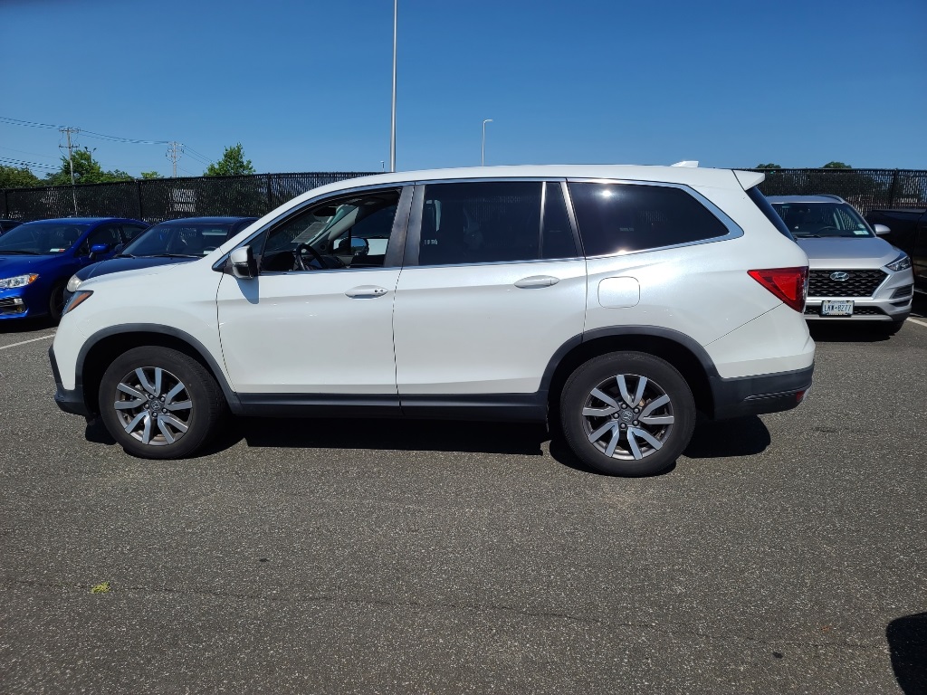 Used 2020 Honda Pilot EX-L with VIN 5FNYF6H59LB025330 for sale in Farmingdale, NY