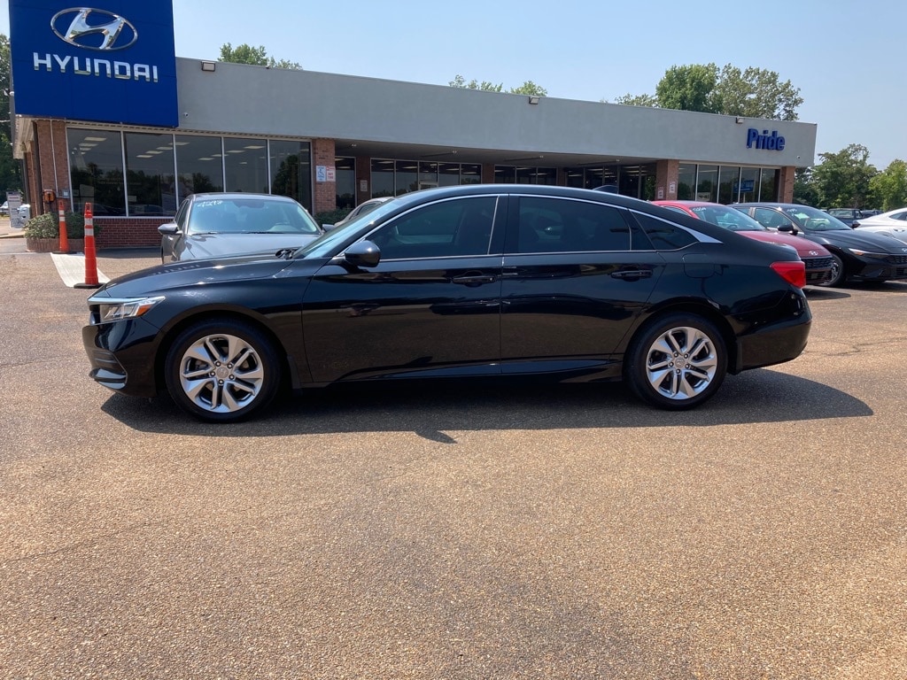 Used 2019 Honda Accord LX with VIN 1HGCV1F1XKA123372 for sale in Batesville, MS