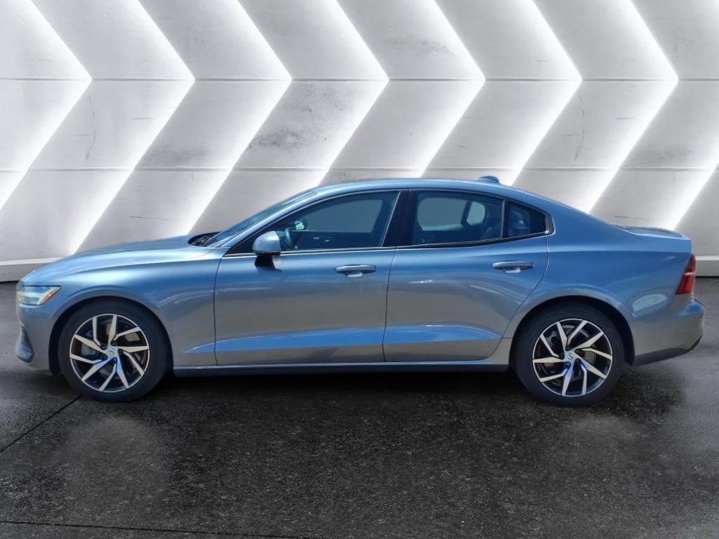 Used 2019 Volvo S60 Momentum with VIN 7JRA22TK4KG003017 for sale in Batesville, MS
