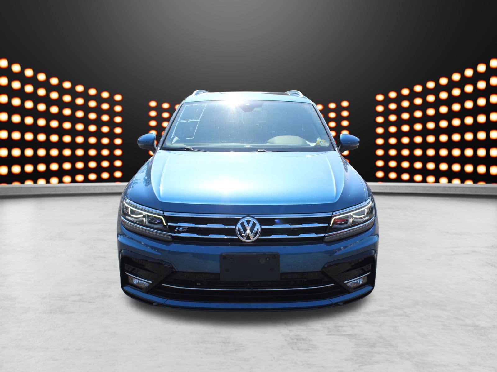 Used 2020 Volkswagen Tiguan SEL Premium R-Line with VIN 3VV4B7AX0LM076658 for sale in Chantilly, VA