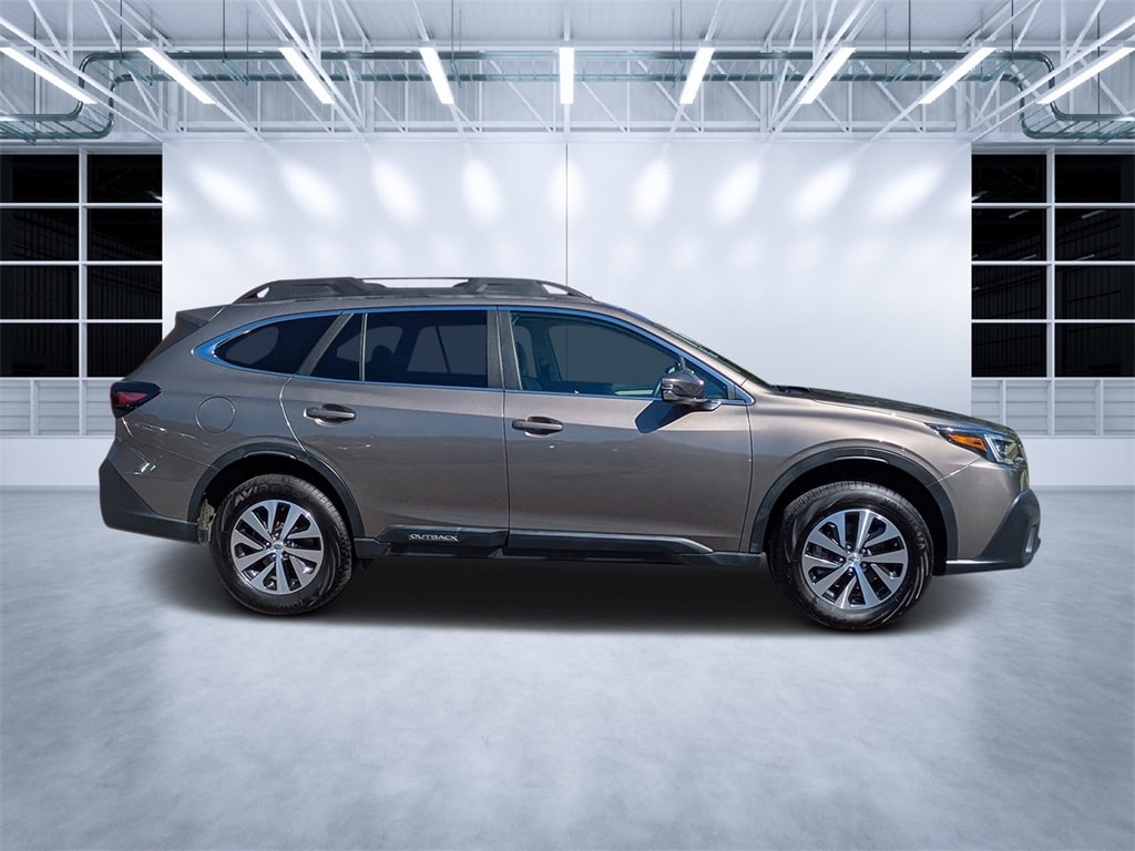 Used 2021 Subaru Outback Premium SUV