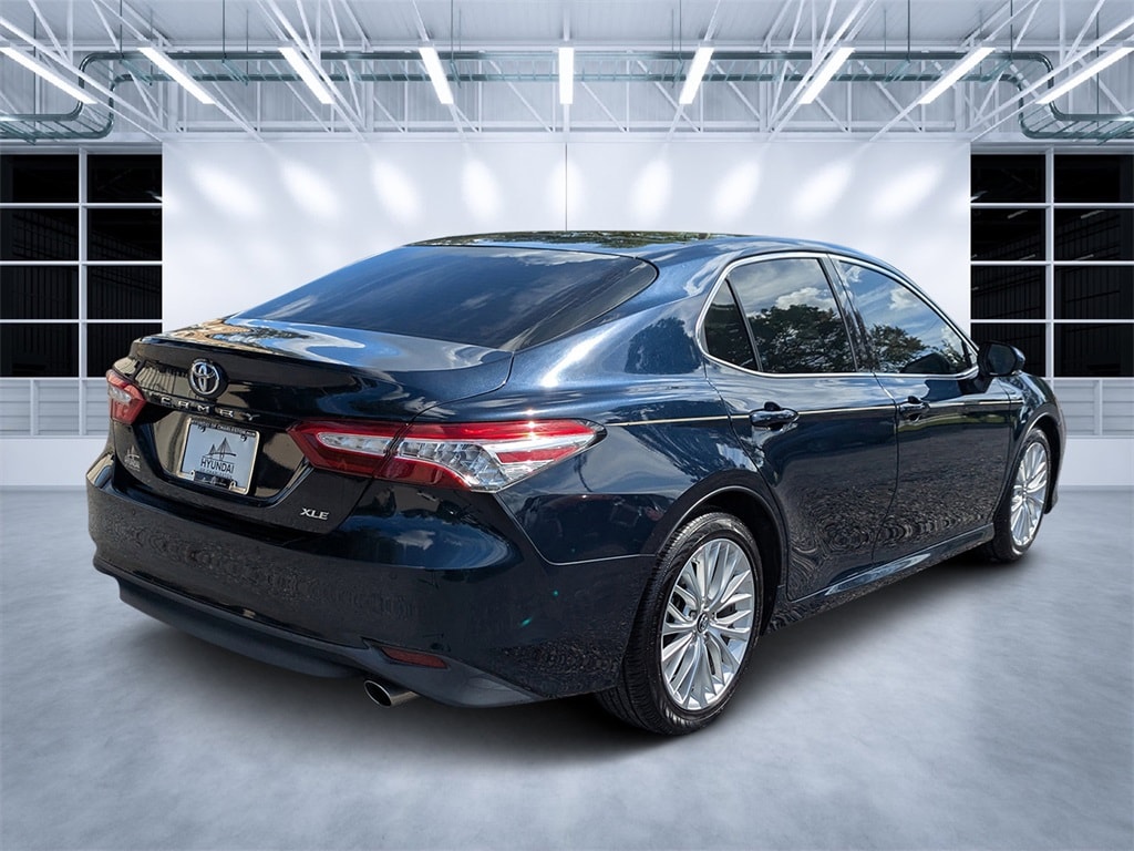 Used 2018 Toyota Camry XLE Sedan