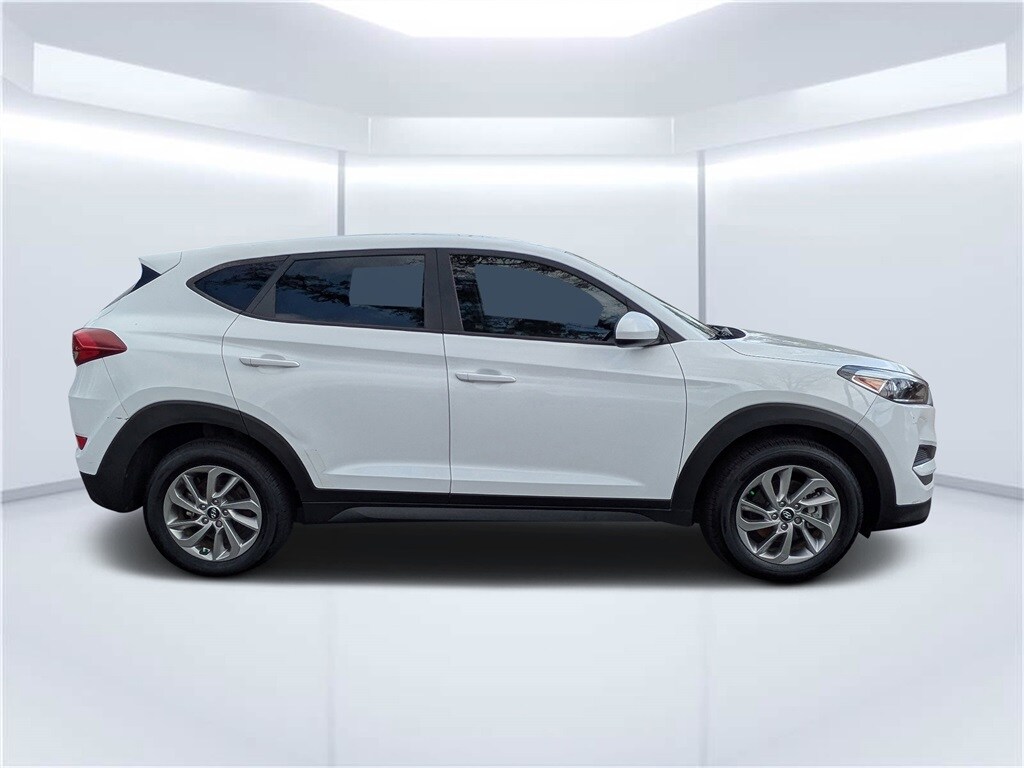 Used 2017 Hyundai Tucson SE SUV