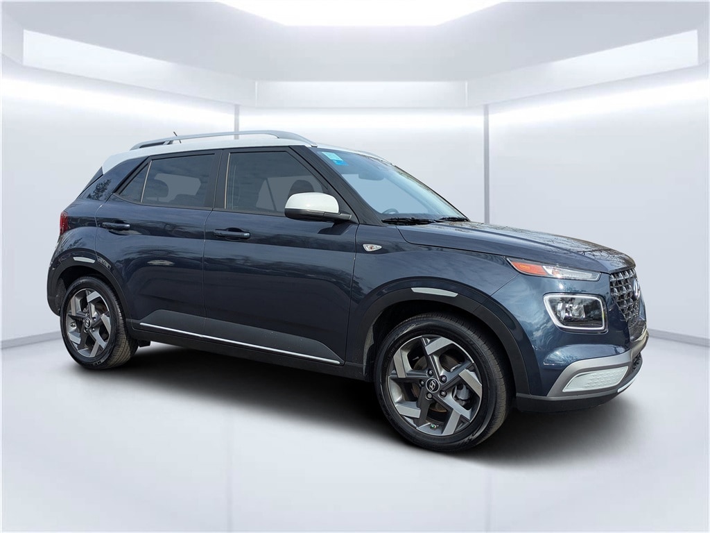 Certified 2025 Hyundai Venue Limited SUV