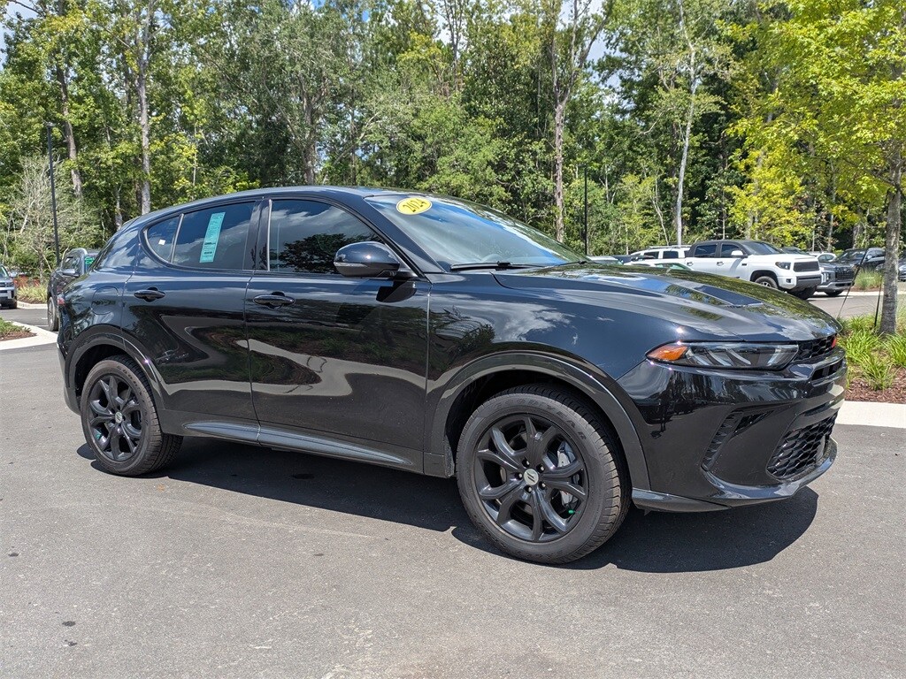 2024 Dodge Hornet R/T Plus photo 2