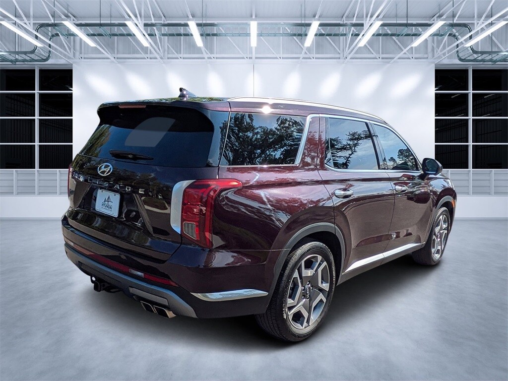 2024 Hyundai Palisade Limited photo 3