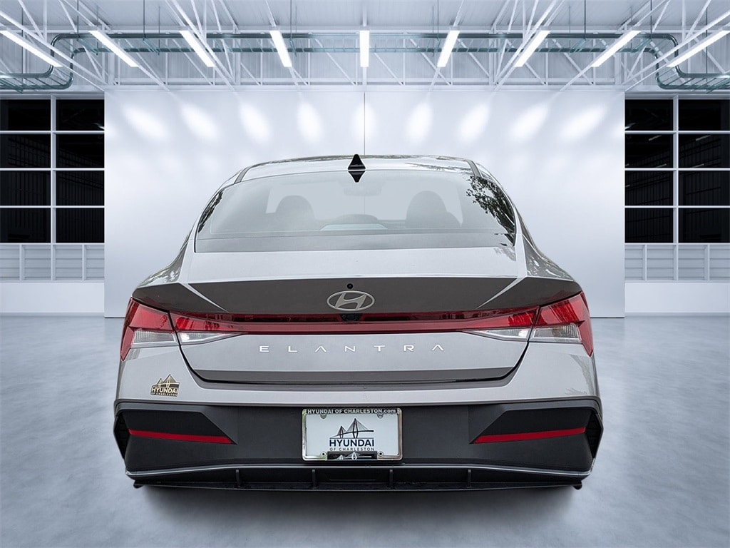 Certified 2024 Hyundai Elantra SEL Sedan