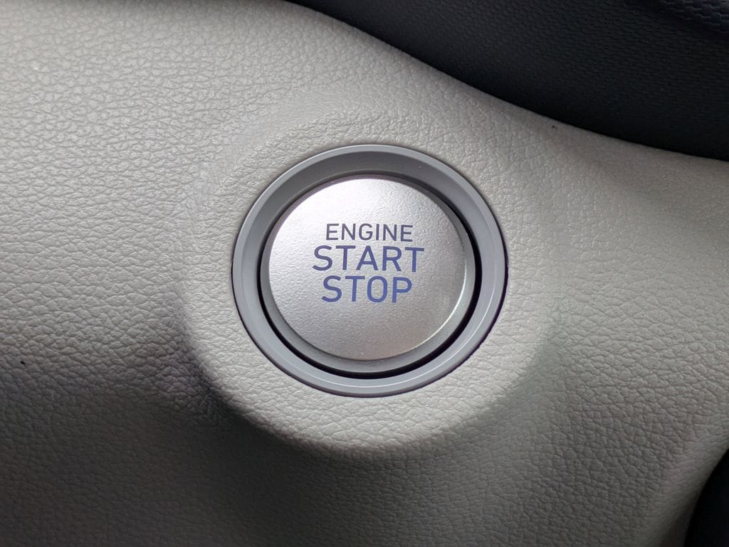 2025 Hyundai Venue Limited - Photo 29