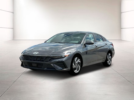 2025 Hyundai Elantra SEL Convenience Sedan