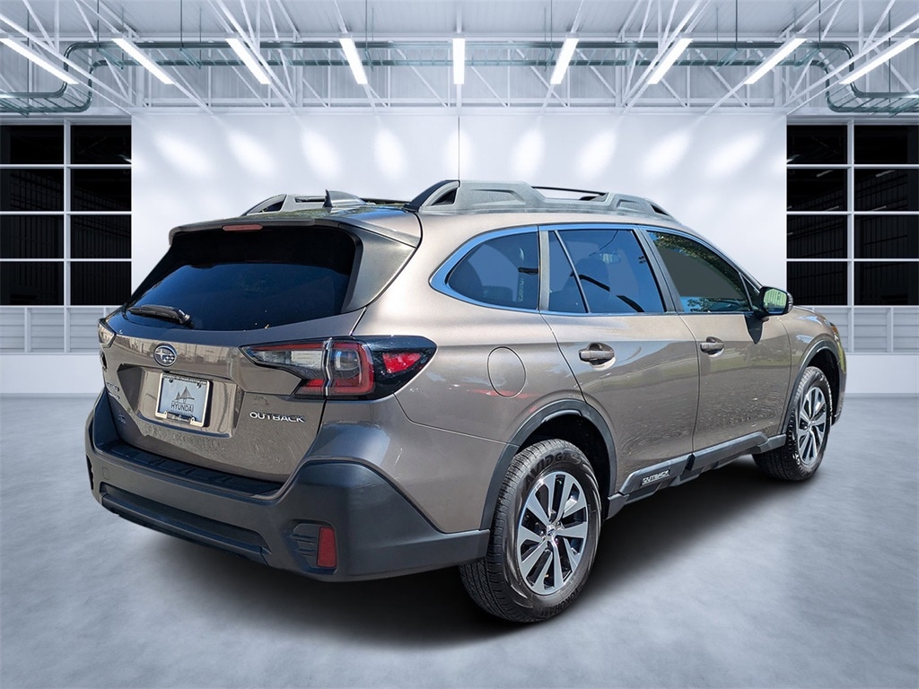 Used 2021 Subaru Outback Premium SUV