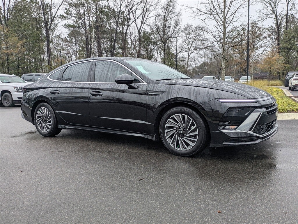 2024 Hyundai Sonata Hybrid Sedan 