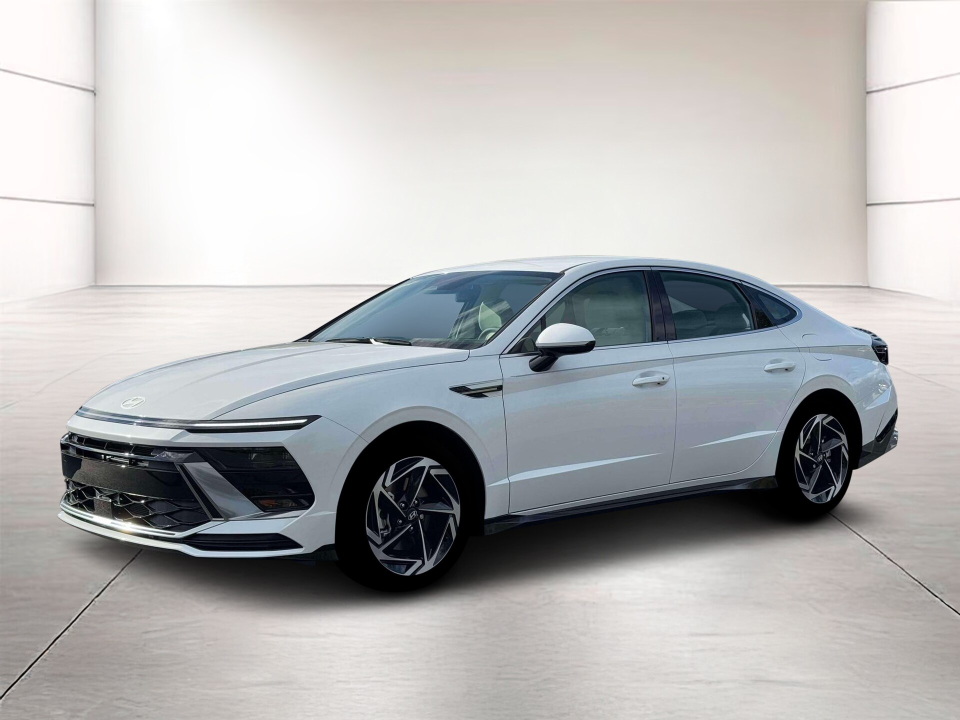 2026 Hyundai Sonata SEL Sport photo 2