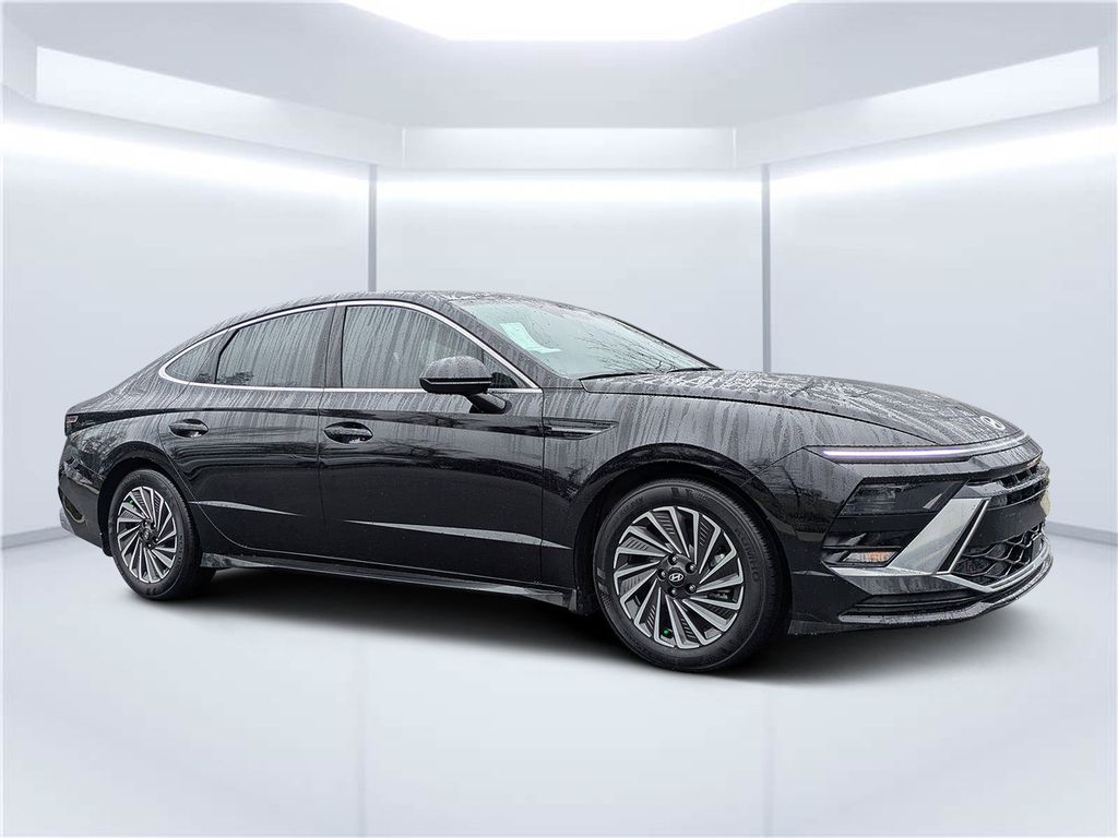 2024 Hyundai Sonata Hybrid Sedan 