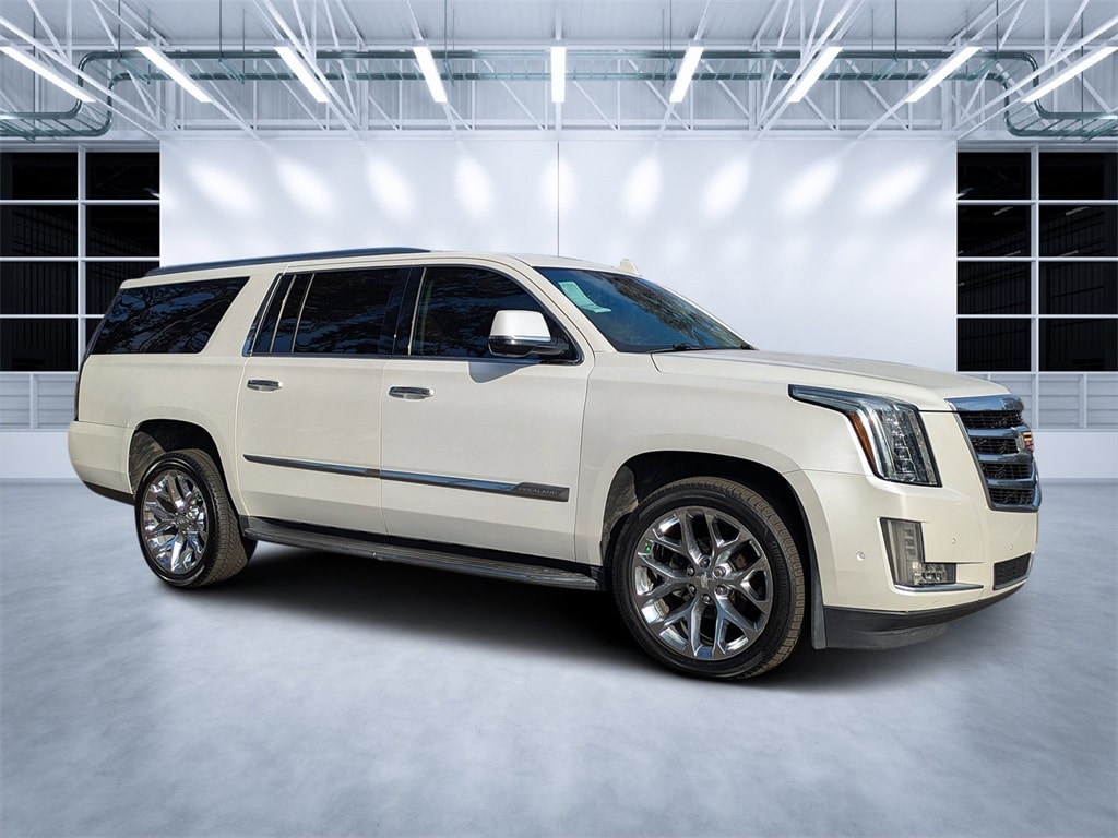 2017 Cadillac Escalade ESV Premium Luxury's photo