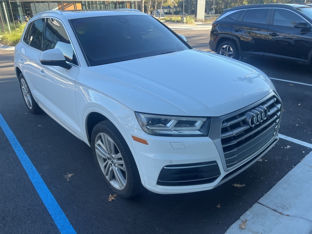 2018 Audi Q5 Premium Plus's photo