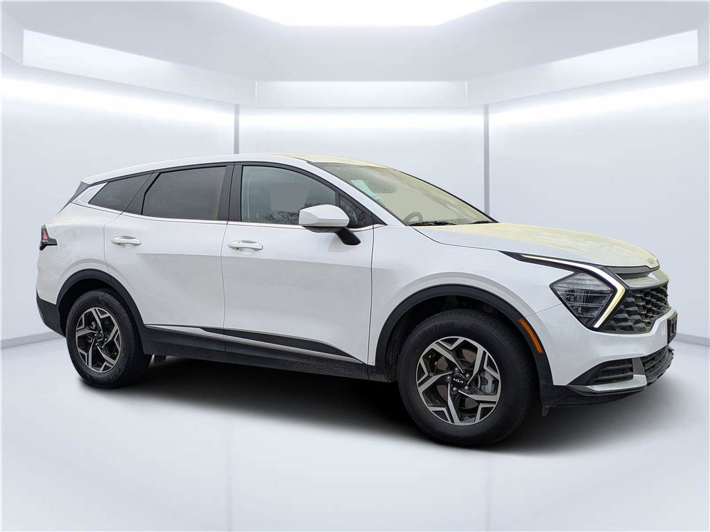 2024 Kia Sportage LX