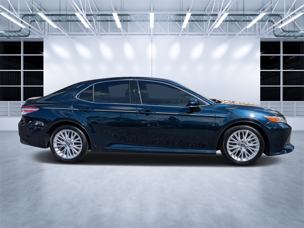Used 2018 Toyota Camry XLE Sedan