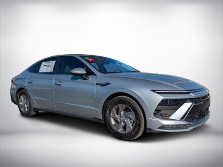 2025 Hyundai Sonata SE Sedan