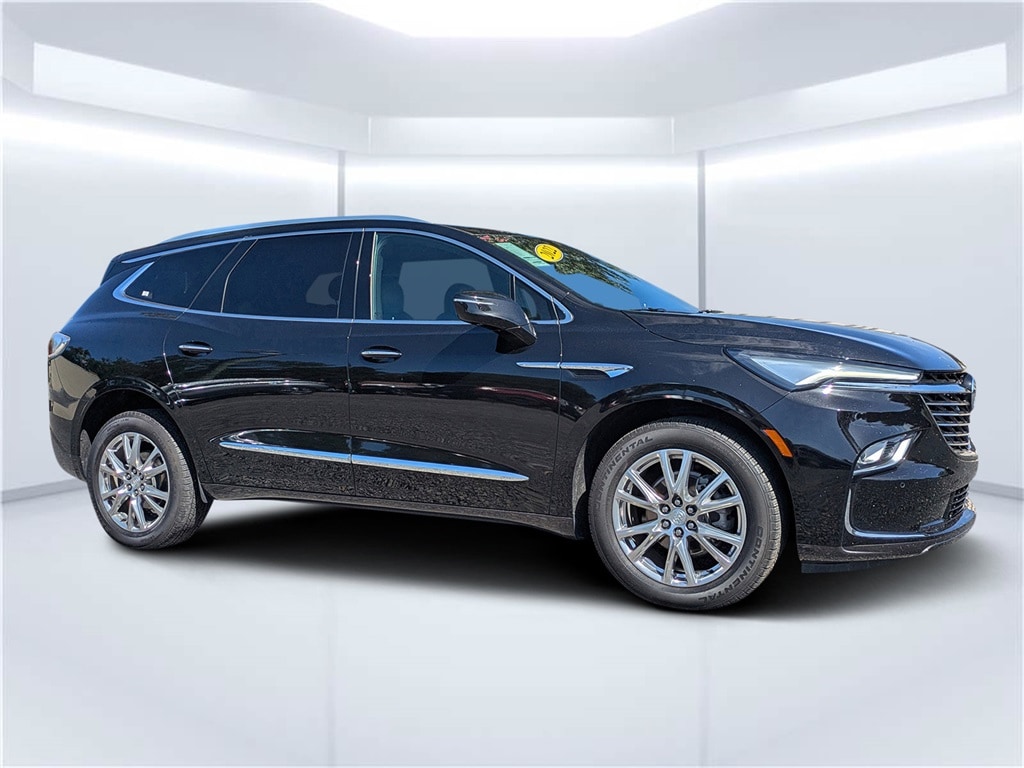2022 Buick Enclave Premium's photo