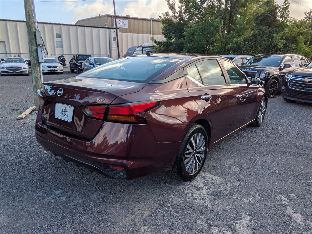 2024 Nissan Altima 2.5 SV photo 4