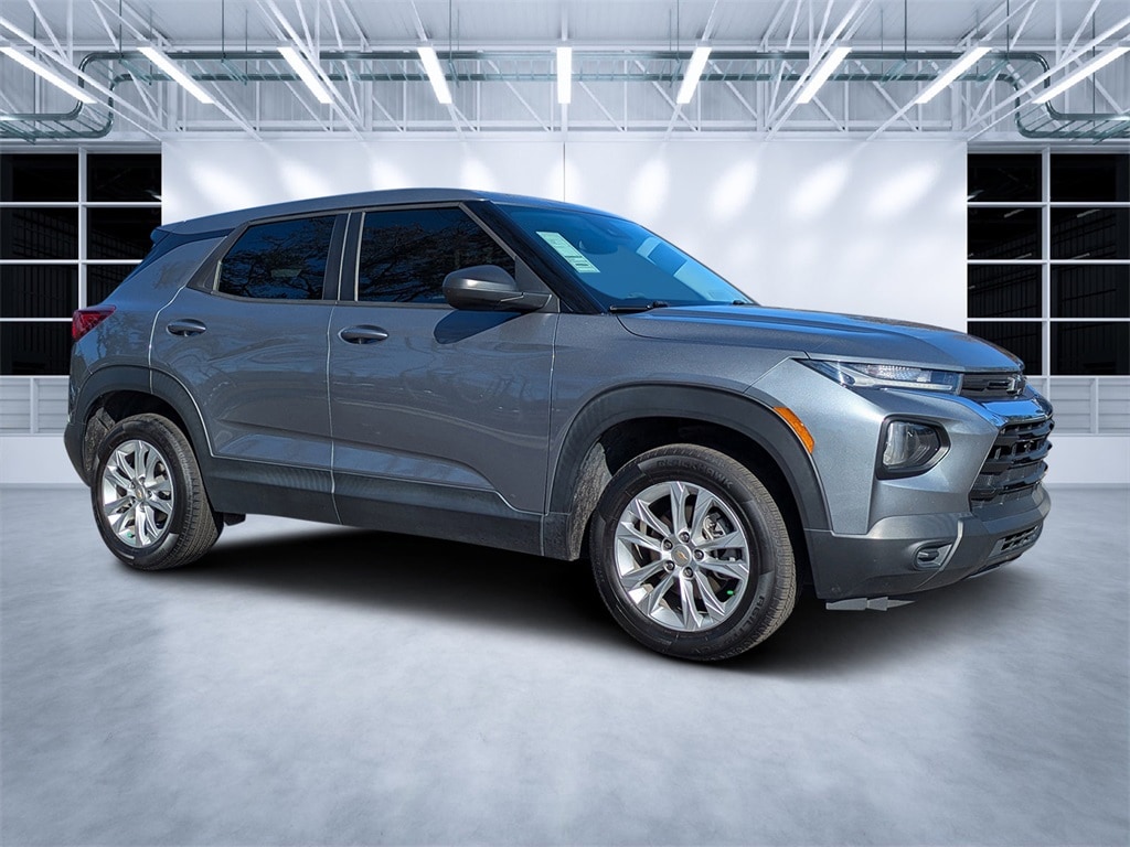 2021 Chevrolet Trailblazer LS's photo