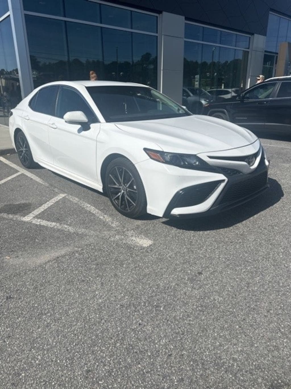 Used 2022 Toyota Camry SE Sedan