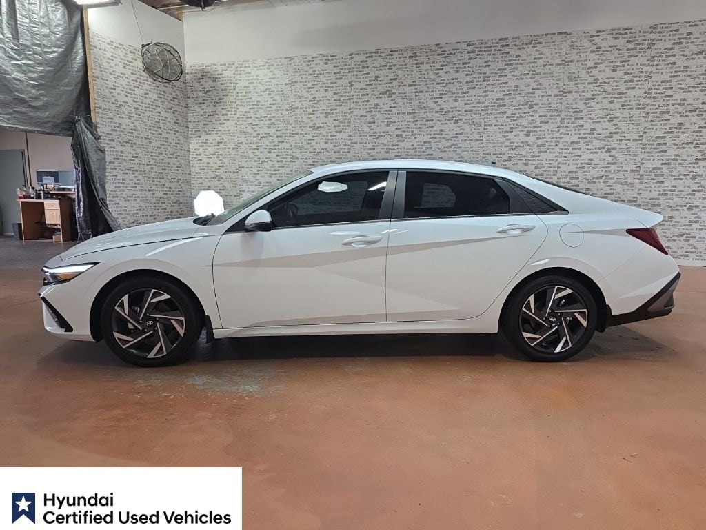 Certified 2025 Hyundai Elantra Limited Sedan