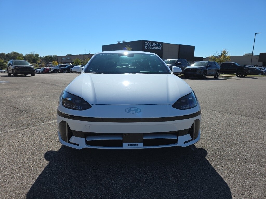 2025 Hyundai Ioniq 6 SEL photo 2