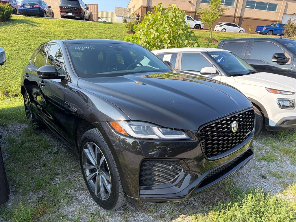 2025 Jaguar F-PACE